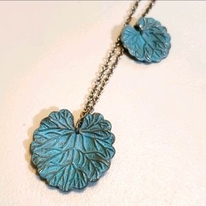 🌱MOVING SALE! Beautiful Leaf Necklace